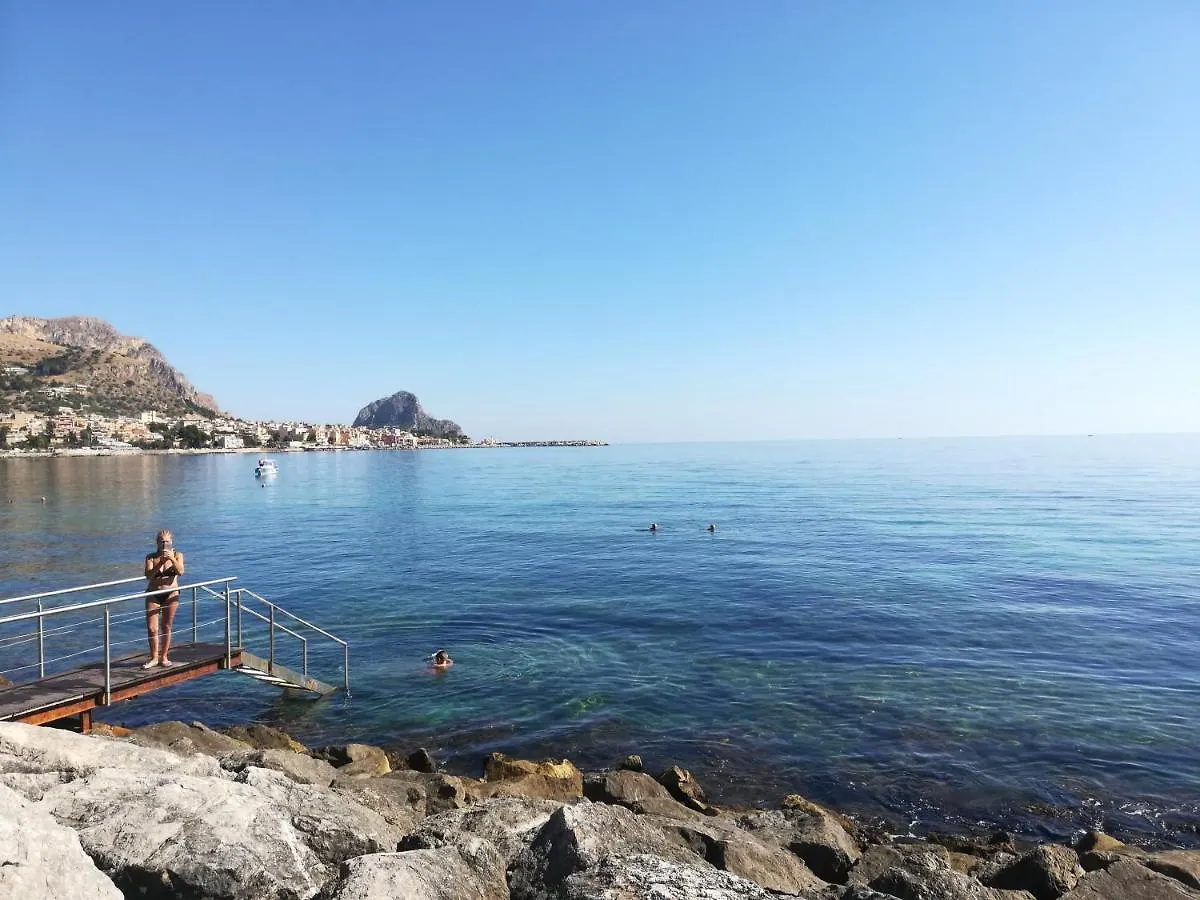 Hotel Sicily a Santa Flavia, Palermo 0*,  Italia